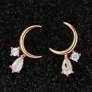 🌙10k Gold Plated Petite Crescent Moon CZ Stud Earrings (17mm)